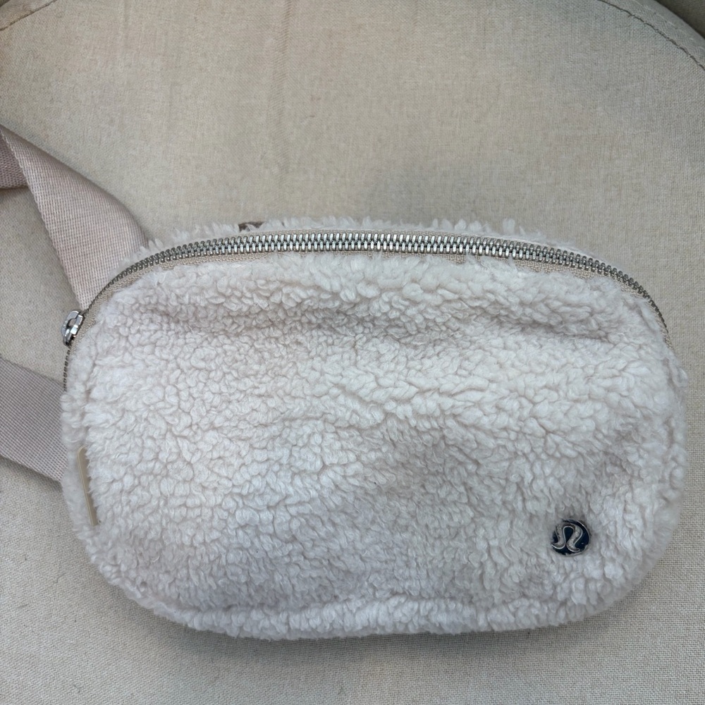 Lulemon athletica Cream Sherpa Crossbody Bag
